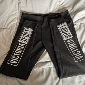 Knockout by Victoria leggings